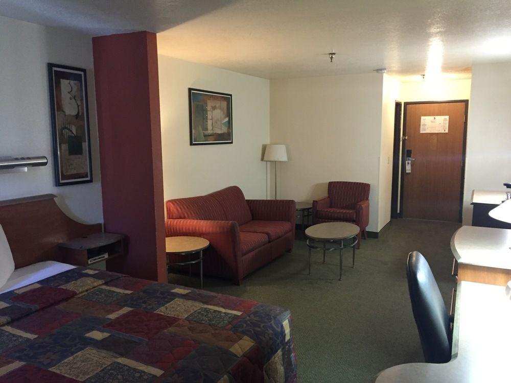 Surestay Hotel By Best Western Albuquerque Midtown Exterior photo